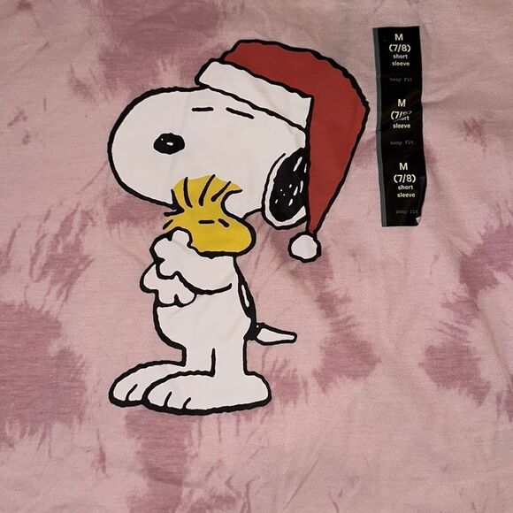 Peanuts Snoopy Christmas T- Shirt. Size 7/8. - Picture 2 of 4